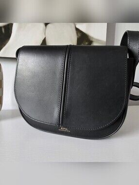 A.P.C. Betty Hand Bag